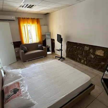 Hébergement de vacances Piano Terra Nel Borgo A Circa 5 Min Dal Mare *