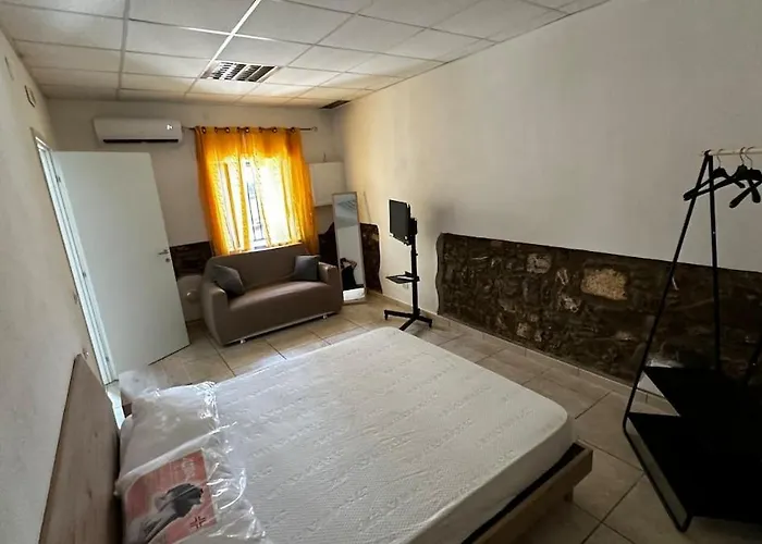 Piano Terra Nel Borgo A Circa 5 Min Dal Mare Casa de Férias